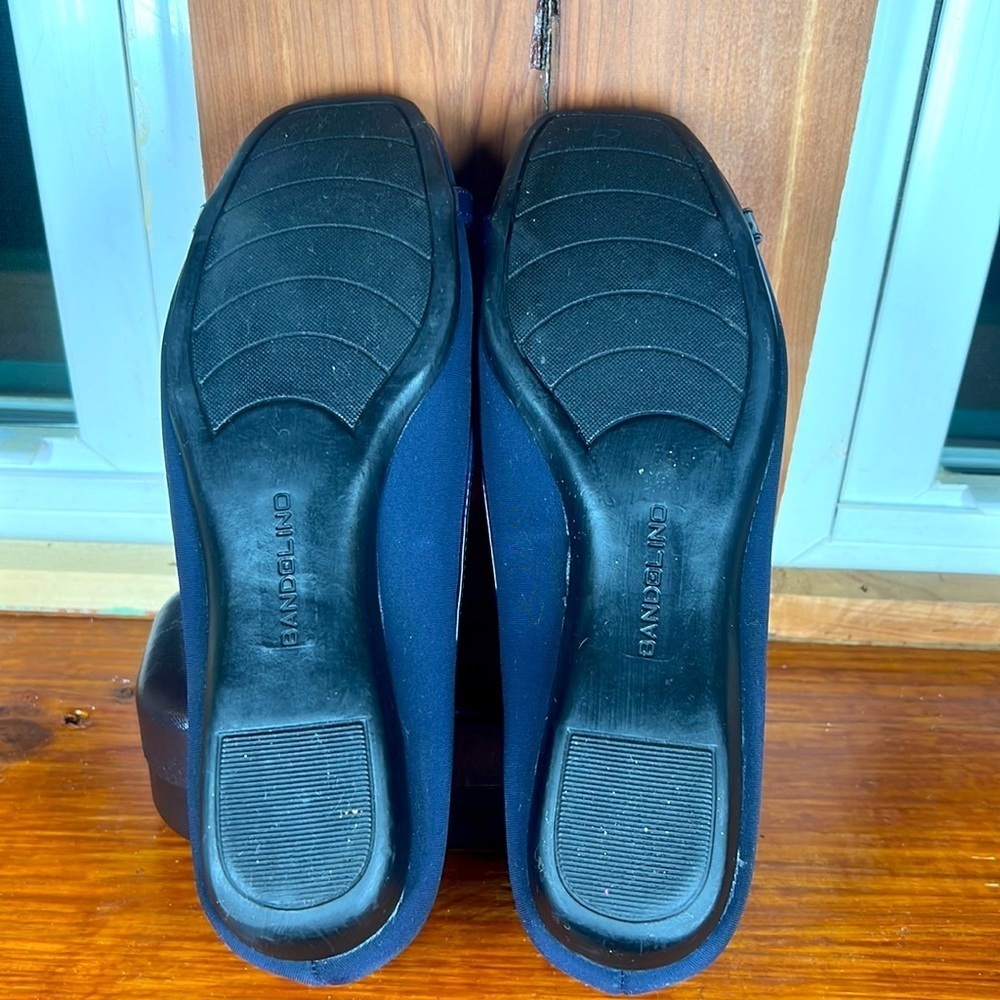 Bandolino  flat shoes blue color size 6 - Picture 5 of 9